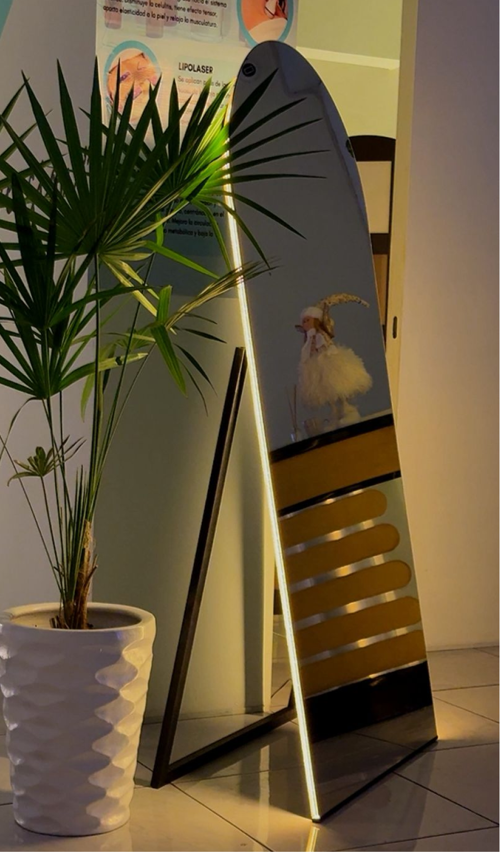 Arco con iluminación y base plegable