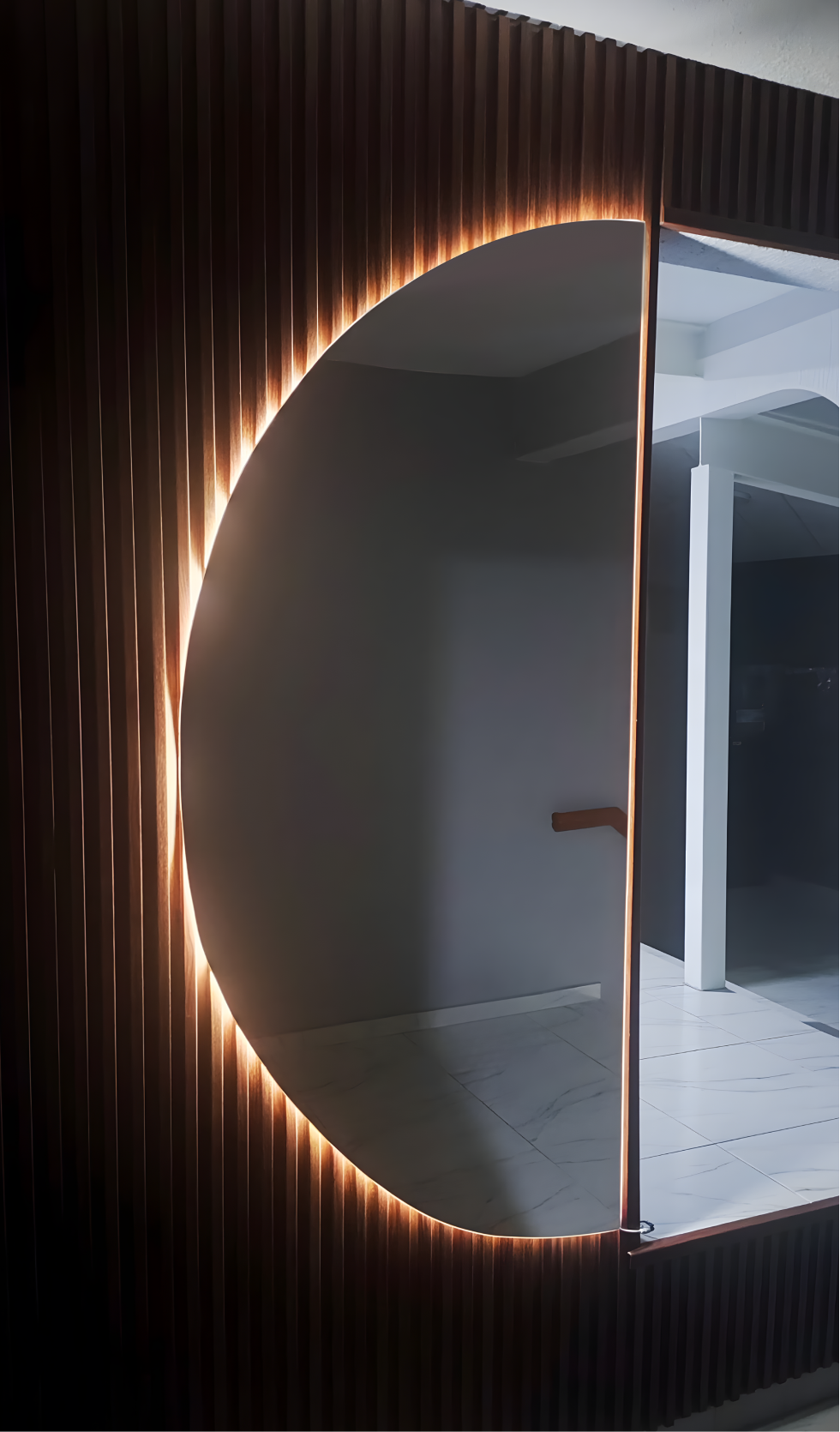 Media Luna con iluminación